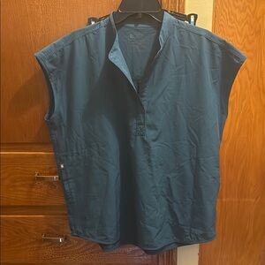 Figs Caribbean Blue Scrub Top